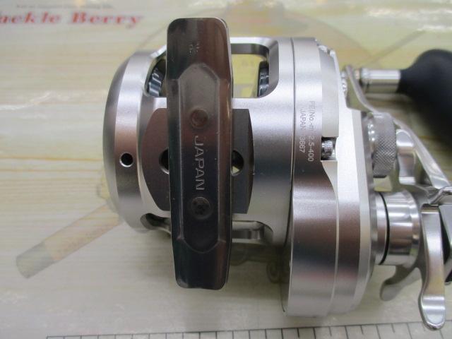 未使用品17オシアジガー1500HG シマノ 17 オシアジガー 1500HG (右ハンドル) OCEA JIGGER