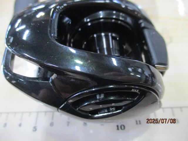 未使用　メタニウムDC 24 70 シマノ 24 メタニウム DC 70HG 右ハンドル (2024年モデル