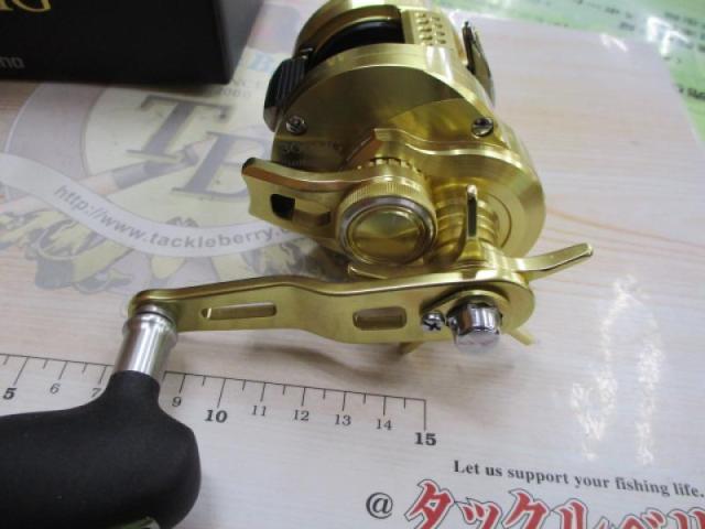 hhh1116様　22オシアコンクエスト300HG シマノ 22 オシアコンクエスト 300HG