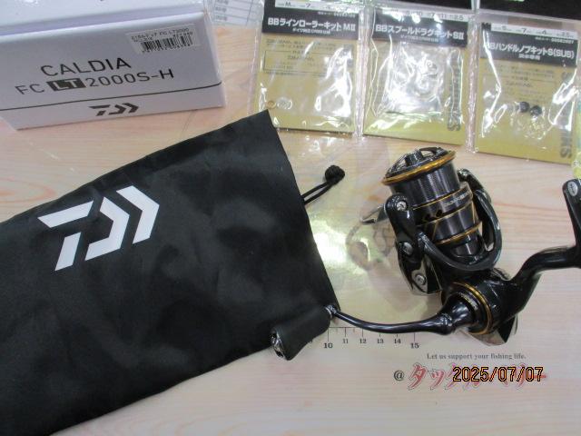 Daiwa CALDIA FC LT 2000S-H 21カルディア　中古品 0000001254399_c1_01.jpg