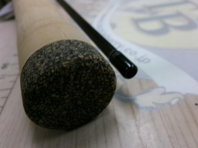 ダーインスレイヴ 61L-H ブラックヴェスパイン リールフードBK