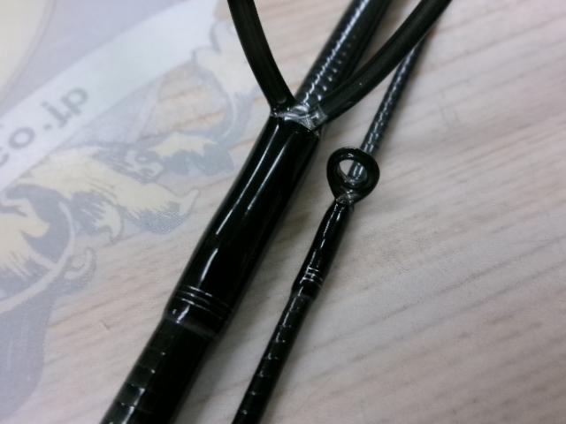 ダーインスレイヴ 61L-H ブラックヴェスパイン リールフードBK