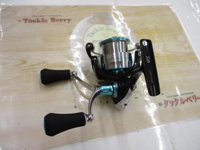 中古 DAIWA 19エメラルダスLT LT3000S-C-DH Amazon.com : Daiwa LT3000S-CH-DH 19 Emeraldas Spinning Reel