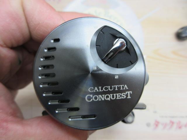 SHIMANO - 最終値下げです。シマノ新型カルカッタコンクエストDC 101HG新品未使用 シマノ カルカッタ コンクエスト DC 101HG 左 (リール) 価格比較
