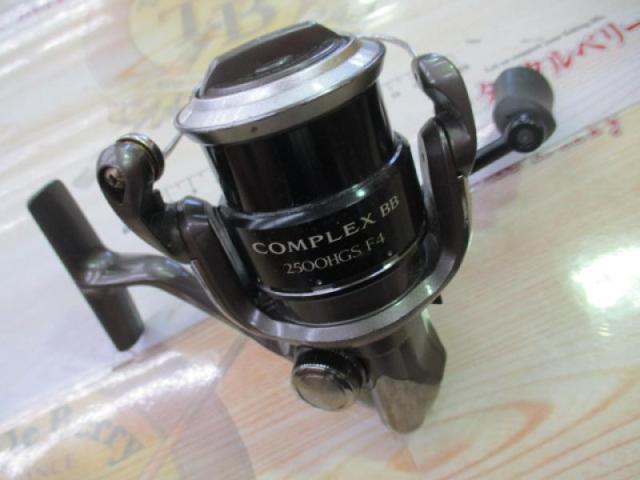 【美品】COMPLEX BB 2500HGS F4 スピニングリール コンプレックスBB > スピニングリール > リール | 釣具の口コミ