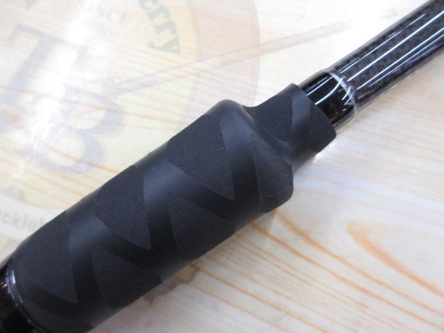 【新品】ダイワ ブラックレーベル XP 61SH-3 Amazon | ダイワ(DAIWA) バスロッド ブラックレーベル エクスペ