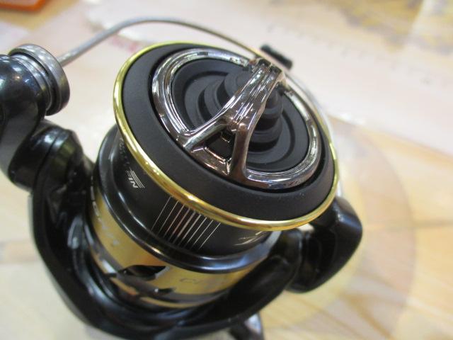 25アルテグラ C2000SHG 美品‼️ シマノ 25 アルテグラ C2000SHG (2025年モデル) スピニング