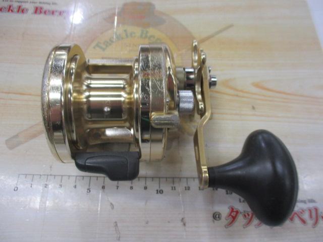 オシアジガー2000 nrhg美品 美品 17オシアジガー2000NRHG