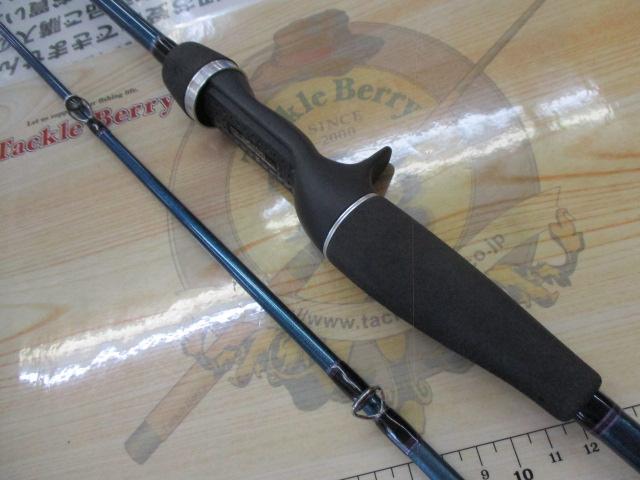 美品　ダイワリーディングｘカレイ165 カレイ竿 ダイワ(Daiwa) 月下美人 AIR 73ULB-T・W(ベイト・2ピース