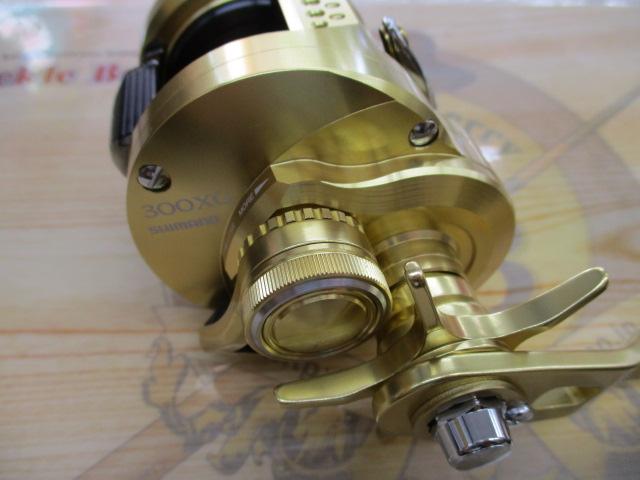 22 オシアコンクエスト 300XG リブレ替スプール付 BJ92-100 美品 300XG 22オシアコンクエスト 300XG SHIMANO(シマノ) 自重355g