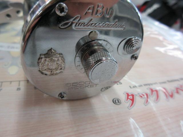 ABU 6500CS ロケット クロームメッキ　廃盤アルミハンドル付き 中古品 ABU 6500CS ロケット クロームメッキ 廃盤アルミハンドル付き