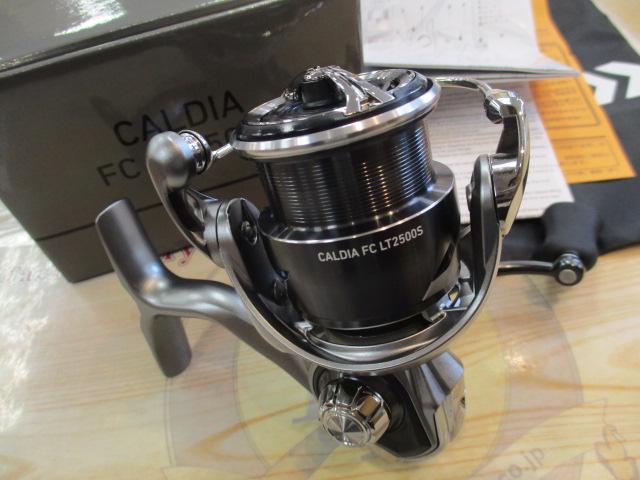 美品　25カルディア FC LT 2500S ダイワ 25カルディア FC LT2500S | 中古釣具買取・販売の