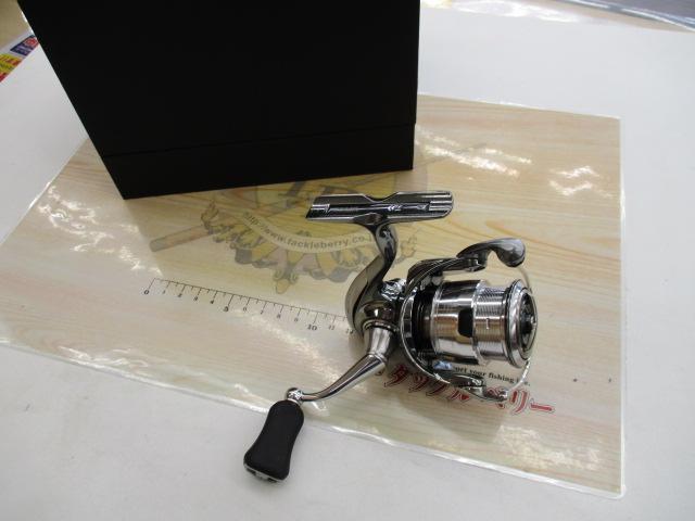 【実釣未使用品】 22イグジストSF 1000S-P Amazon.com: Daiwa 22EXIST SF1000S-P Spinning Reel, Super
