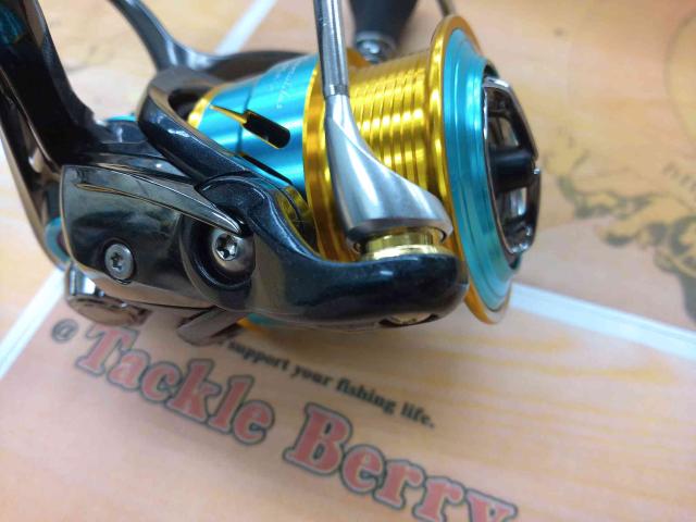 ダイワ　１７エメラルダス　MX２５０８PE－H－DHの中古品 中古品/USED】ダイワ 17エメラルダス MX2508PE-H-DH【0000898