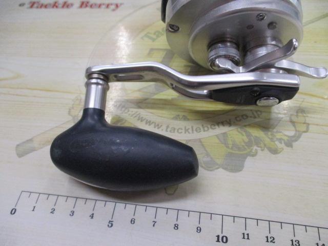 13オシアカルカッタ　300HG美品 シマノ(SHIMANO) 13オシアカルカッタ 300HG(右ハンドル) ☆限定