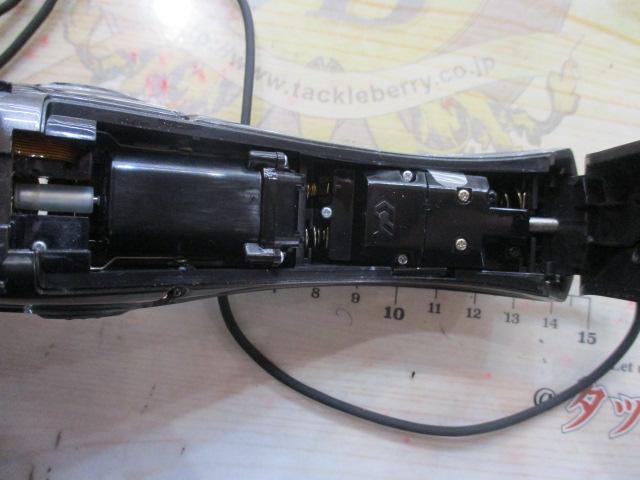 クリスティア ワカサギCRTα電動リール メタリックガンメタ