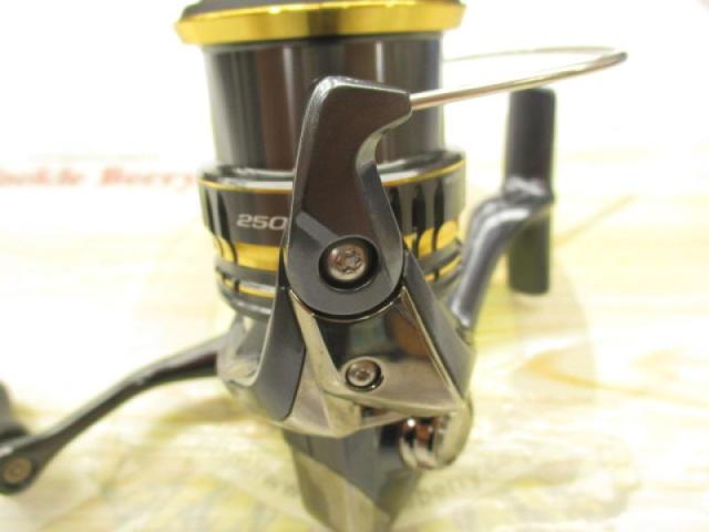 シマノ　21アルテグラ2500SHG(中古品) シマノ 21 アルテグラ 2500SHG スピニングリール - 最安値・価格