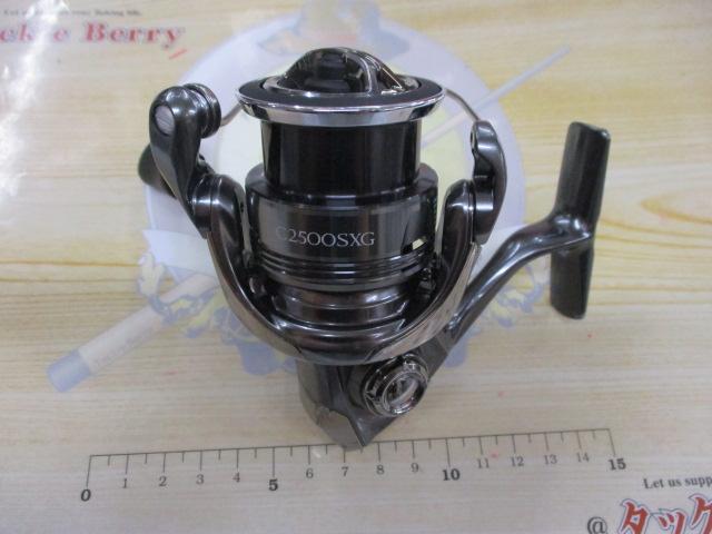 24ツインパワー C2500SXG 極美品‼️ シマノ 24 ツインパワー C2500SXG TWIN POWER リール スピニング