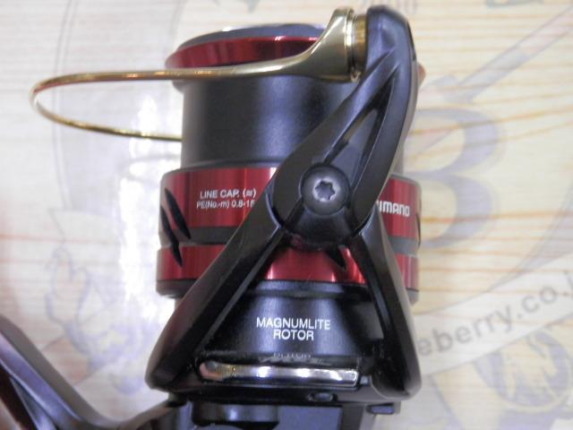 19セフィアSS C3000 未使用品です Amazon | シマノ(SHIMANO) スピニングリール エギング 19