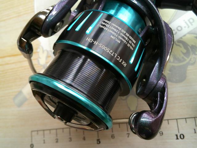 23 エメラルダス RX FC LT2500S H DH ★未使用★ ダイワ スピニングリール 23エメラルダス RX FC LT2500S-H-DH