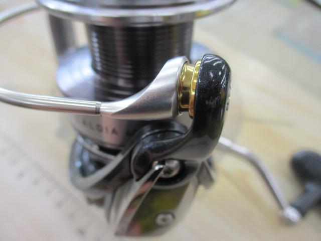 必見！　14 カルディア4000 美品 ダイワ(Daiwa) 14カルディア 4000 00056169｜アウトドア用品