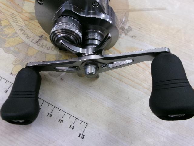 シマノ　オシアコンクエスト25 CT 200PG新品未使用 シマノ(SHIMANO) 25 オシア コンクエストCT 200PG(右) オシア
