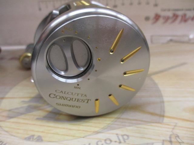 【送料込】シマノ 04カルカッタコンクエスト 100DC シマノ カルカッタ コンクエスト DC 100 右 (リール) 価格比較