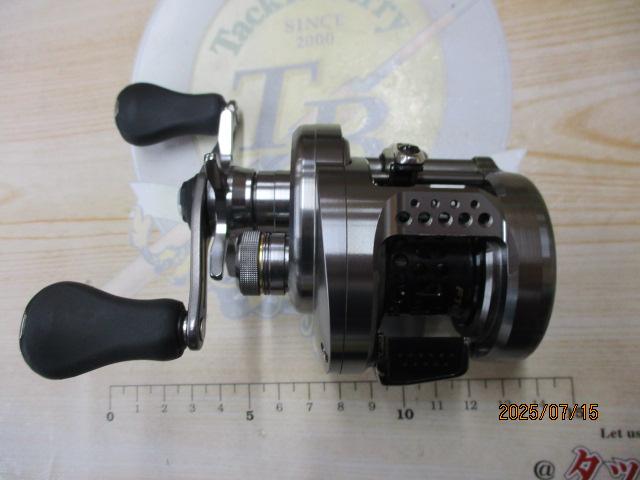 17カルカッタコンクエストbfs left DRTハンドル付き SHIMANO】シマノ『17カルカッタコンクエストBFS HG 左ハンドル