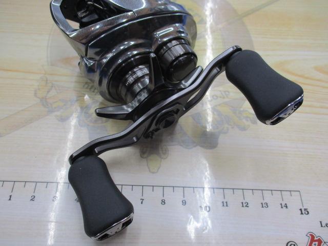 ダイワ ベイトリール スティーズリミテッド CT SV TW 70XHL(左) 楽天市場】ダイワ 25スティーズ リミテッド CT SV TW 70XHL