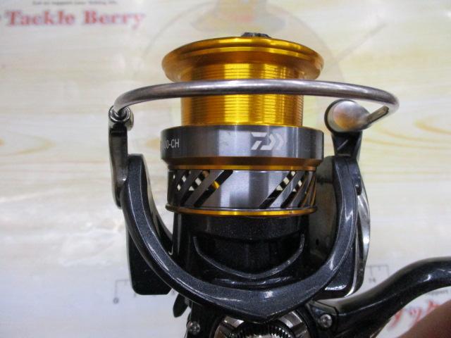 ダイワ 20 レブロス LT3000-CH 未使用品 DAIWA（釣り） ダイワ '20 REVROS(レブロス) LT3000-CH