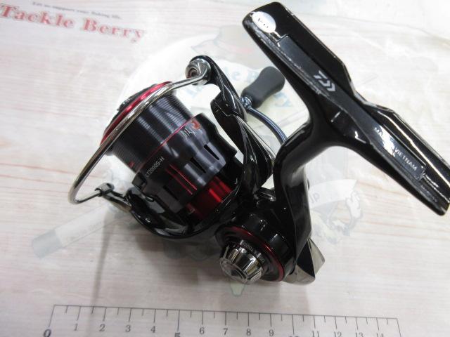 【中古美品】 ダイワ 23 月下美人 LT-2000S-H ライン付き ダイワ(Daiwa) 20月下美人X LT2000S-P 00060301｜アウトドア用品