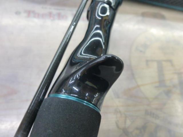 エメラルダスMX IM K60MLB-S・W