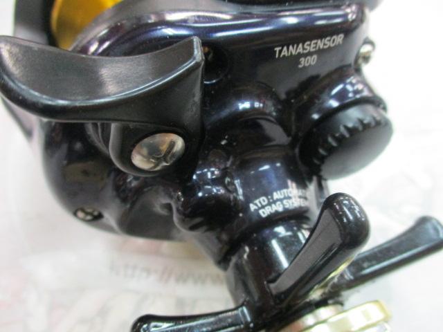 ダイワ17タナセンサー300 ほぼ美品新品未使用　PE8ブレイド4号 ダイワ 17 タナセンサー 300 DAIWA TANASENSOR - 【バス