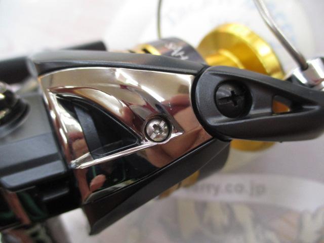 未使用に近い　22サハラ　C3000DH　ベアリング5つ組込み　釣行1日数時間 未使用に近い 22サハラ C3000DH ベアリング5つ組込み 釣行1日数時間