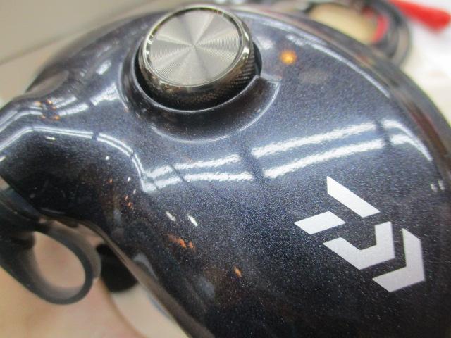 23レオブリッツ300J ダイワ レオブリッツ 300J （右）23年モデル 電動リール