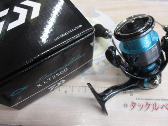 ２４エメラルダス　Ｘ　ＬＴ２５００ Amazon | ダイワ(DAIWA) エギング専用リール 24エメラルダス X