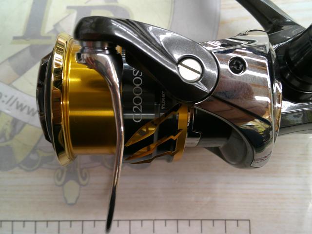 【新品未使用】シマノ 20 ツインパワー C2000SHG SHIMANO 20ツインパワー C2000SHGの最安値・インプレ・釣果