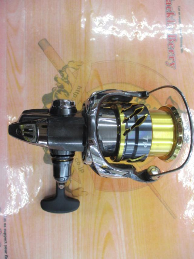 SHIMANO - 20ツインパワー3000MHG新品未使用２個 シマノ(SHIMANO) 20 ツインパワー 3000MHG ○完売しました