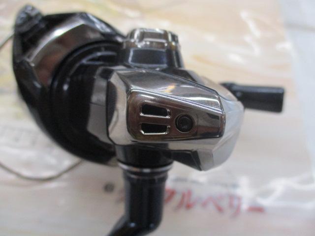 SHIMANO - 【中古/極上品】 シマノ 25 ツインパワー XD 4000HG   /V188M 中古/極上品】 シマノ 25 ツインパワー XD 4000HG /V188M