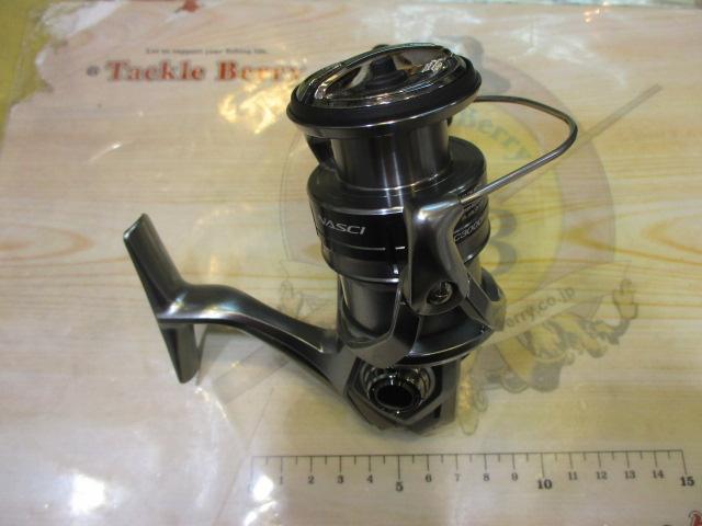 21ナスキー　C3000HG 美品 SHIMANO 21ナスキー C3000HGの最安値・インプレ・釣果 | 本音の