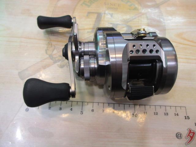 23カルカッタコンクエストBFS XGL 超美品‼️ シマノ(SHIMANO) 23 カルカッタコンクエストBFS XG LEFT(左
