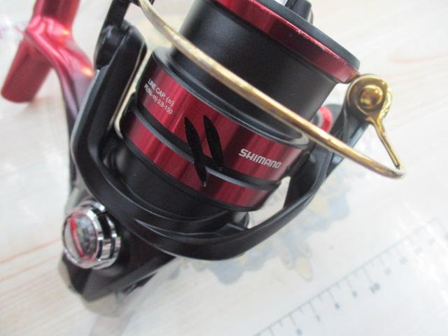 19セフィアSS C3000 未使用品です シマノ 【目玉商品】シマノ 19 セフィア SS C3000S (2019年