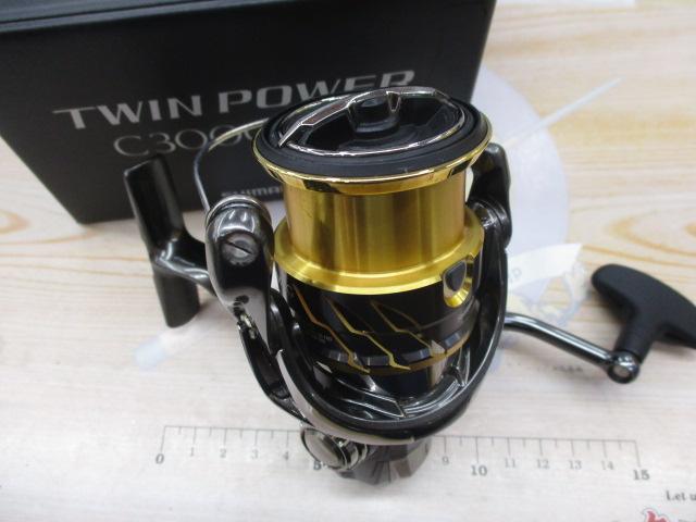 【新品購入後5回使用】20ツインパワー C3000MHG シマノ ツインパワー C3000MHG (リール) 価格比較 - 価格.com