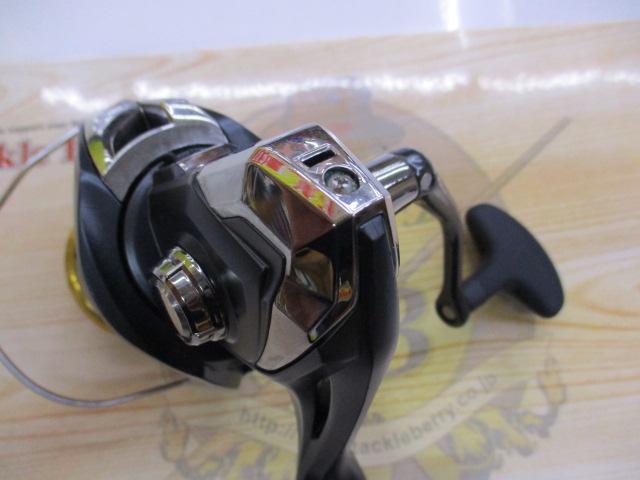シマノ 22サハラ4000XG 新品未使用品 22sahara-3000-4000.jpg