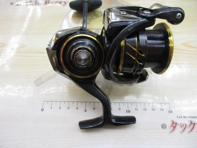 ダイワ　21カルディア　LT 4000 - CXH 【新品未使用品】 ダイワ】 21カルディア LT 4000-CXH 使用1回 DAIWA CALDIA