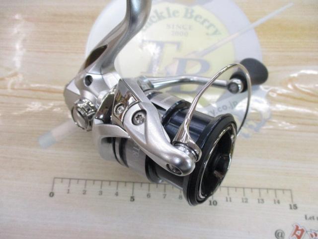 シマノ　19ストラディック2500 SHG 【新品未使用品】 シマノ(SHIMANO) 19ストラディック 2500SHG ストラディック