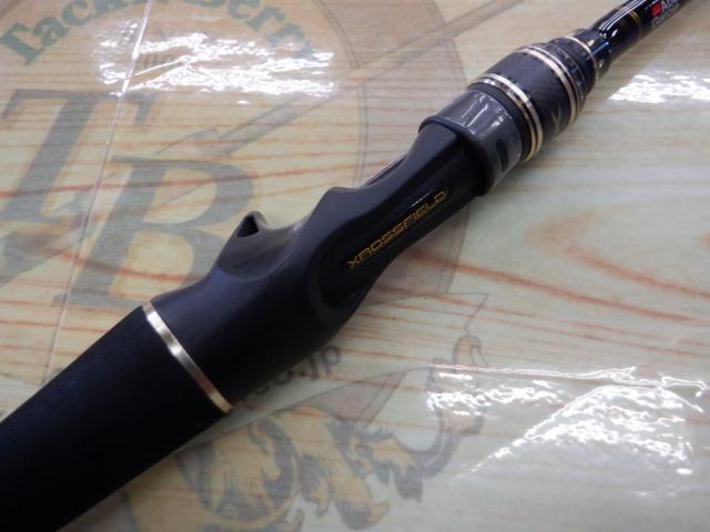 クロスフィールド　XRFC-704M-MB Abu Garcia ○アブガルシア クロスフィールド XRFC-704M-MB