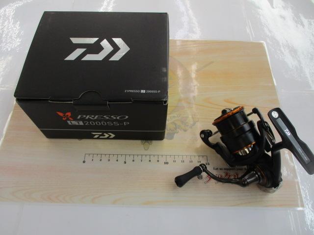 【極美品】21PRESSO　LT2000SS-P Yahoo!オークション - ダイワ 21 プレッソ LT2000SS-P （未使用