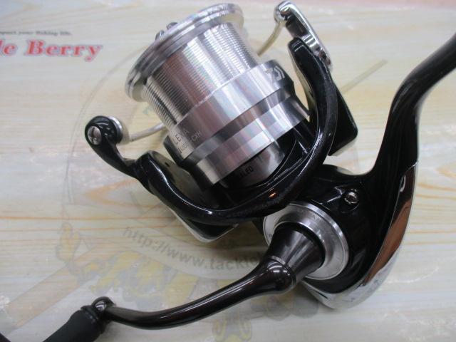 ダイワ 19 レグザ LT4000S-CXH ダイワ(Daiwa) 19レグザ LT4000S-CXH 00067220｜アウトドア用品