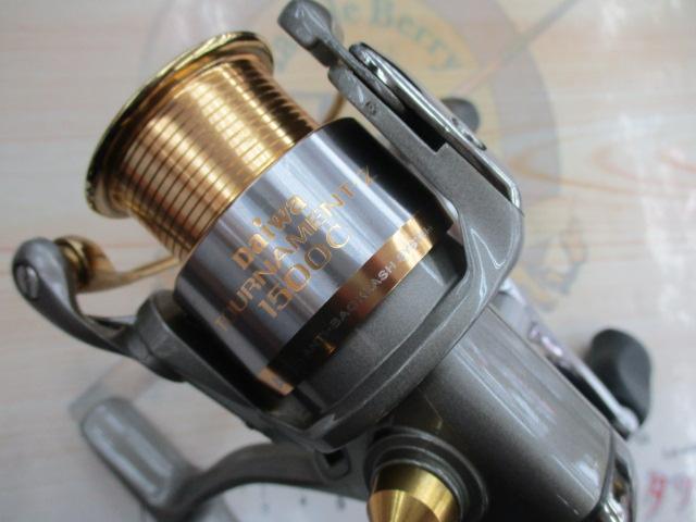[美品] ダイワ　トーナメント Z 1500C　スピニングリール ダイワ トーナメント Z 1500C/H036M スピニングリール : 釣king